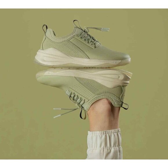 Clove Classic Sage Green Nursing Sneaker Women's Sz 8.5 / Men 7 / EU 40 NEW - Picture 5 of 8